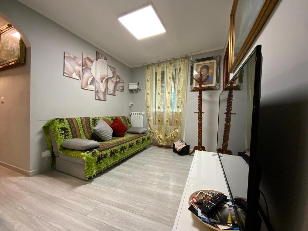 Apartmán Casa Camelie Janov Exteriér fotografie